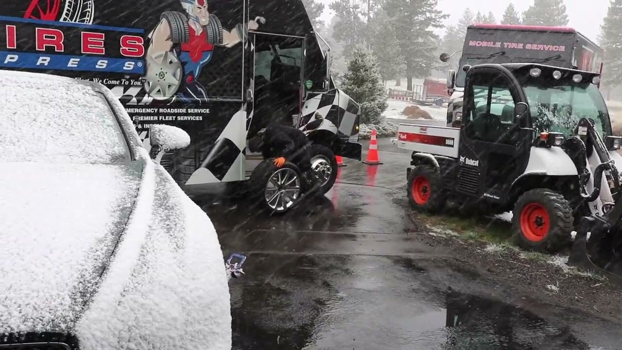Are your tires Colorado weather ready?😅#shorts #bentley #porsche #mobiletireservice#mobiletirerepair